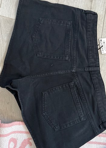 bershka Siyah Mini taşlı Kadın Denim Şort - Görsel 3
