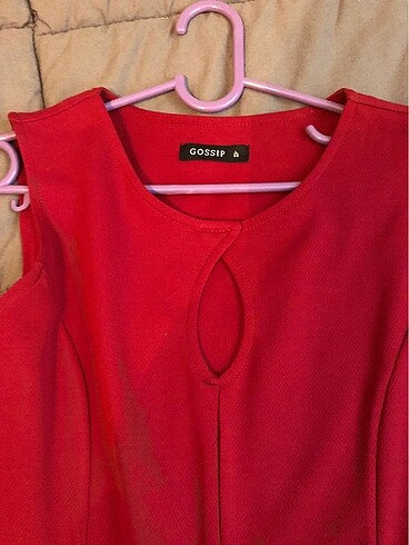 kırmızı elbise - Görsel 2