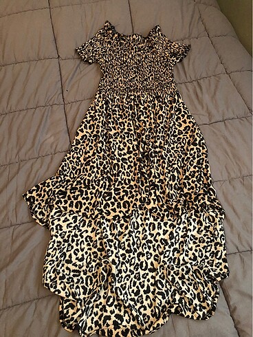 Stradivarius leopar desenli elbise