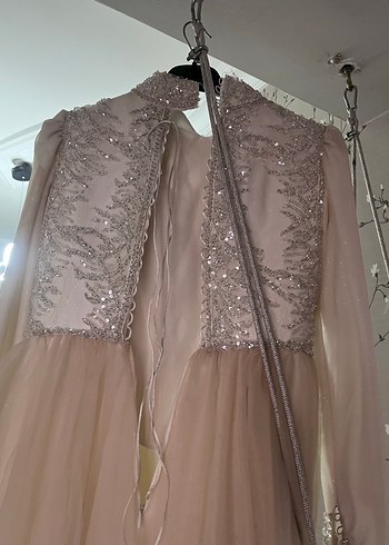 Uzun Kollu Beyaz Drape Detaylı Nişan Elbisesi - Görsel 5