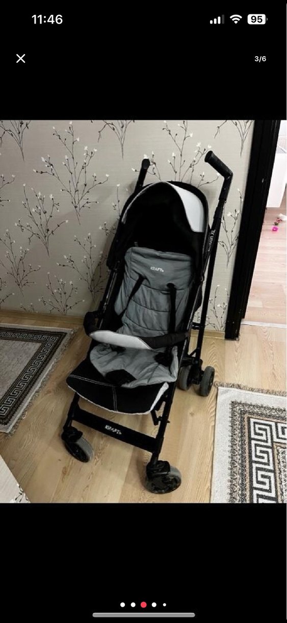 Gri Bebek Arabası Hafif ve Katlanabilir - Görsel 2