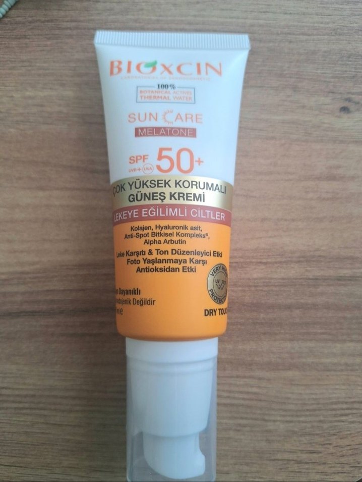 Bioxcin SPF 50+ Leke Eğilimli Ciltler Güneş Kremi 50 ml - Görsel 3