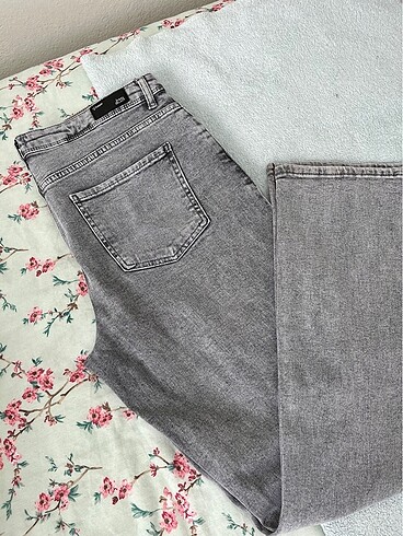Lc Waikiki Wide leg