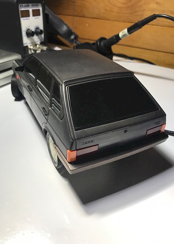 Kutulu oyuncak eski bir oyuncak - Görsel 2