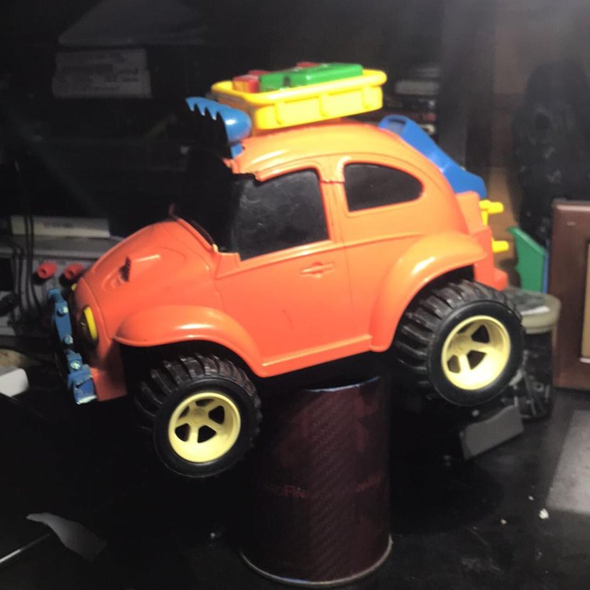 Renkli Turuncu Oyuncak Araba - Görsel 3