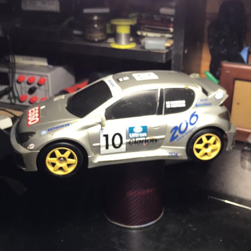 Gri Yarış Oyuncak Arabası - Görsel 3