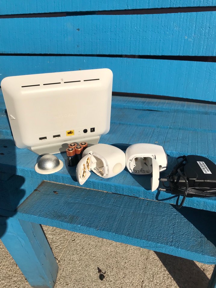 Netgear Arlo Beyaz Bebek Monitörü ve Kamera Seti - Görsel 3