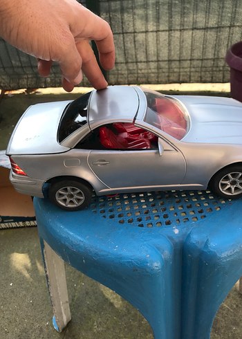 Uzaktan Kumandalı Beyaz Oyuncak Araba - Görsel 4