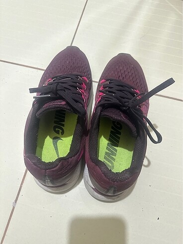 36 Beden Nike spor ayakkabı