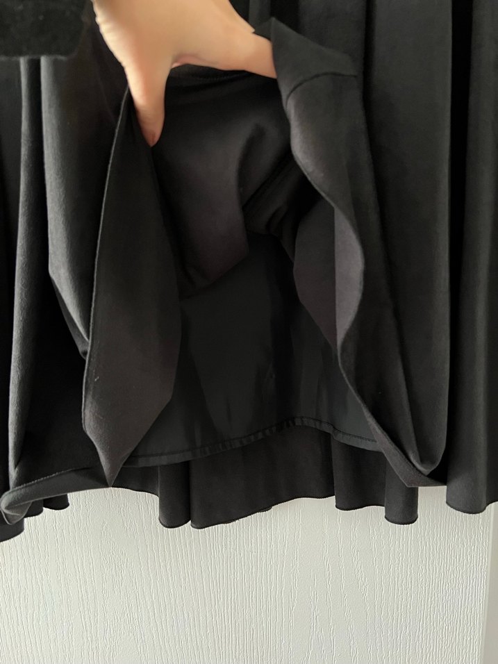 Süet Pilili Siyah Uzun Etek - Görsel 2