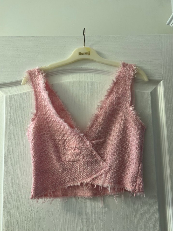 Pembe V Yaka Tüvit Crop Top - Görsel 4