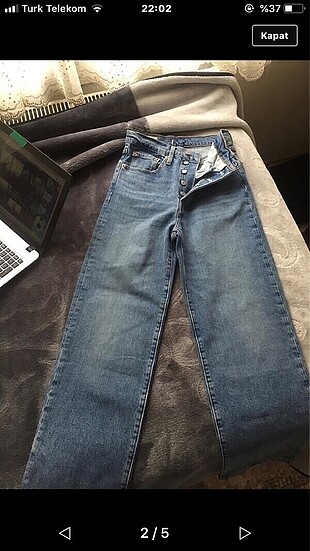 Levis pantolon