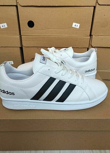 Beyaz Adidas Neo Sneaker