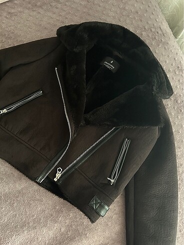 s Beden Stradivarius mont