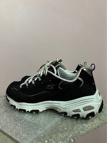 39 Beden Skechers dlites