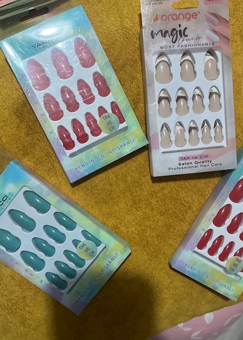 Renkli Pastel Kendinden Yapışkanlı Tırnak Seti - Görsel 3