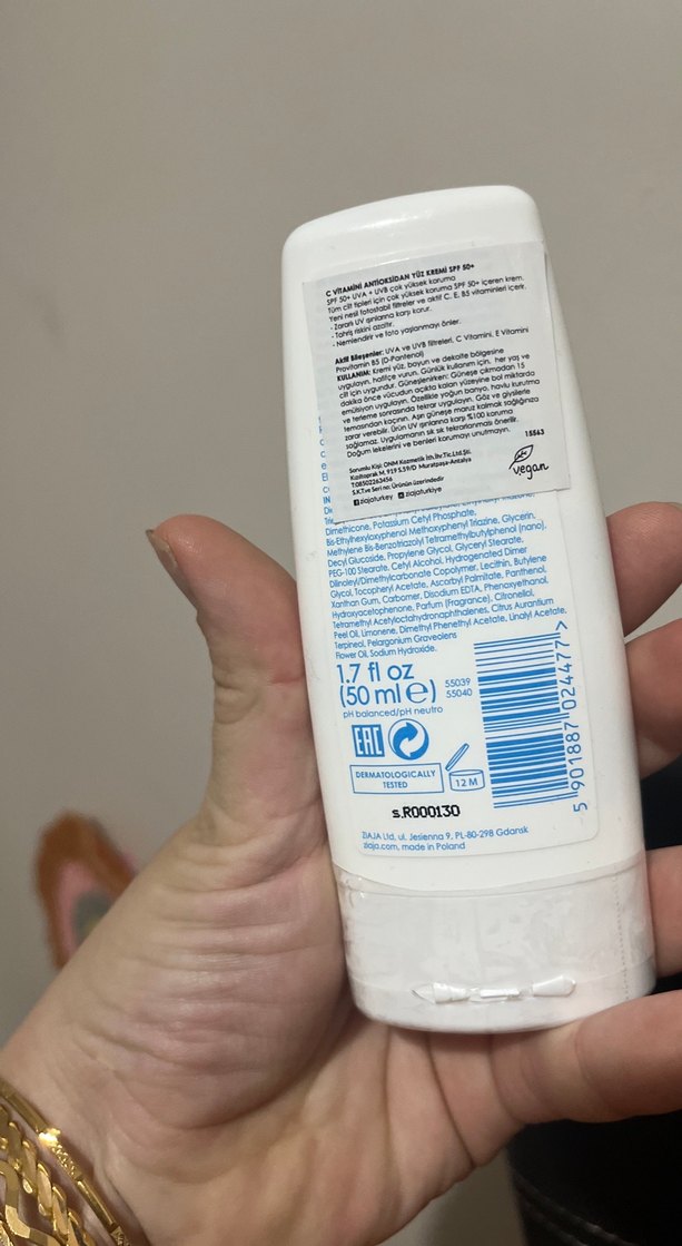 Ziaja Vitamin C İçeren Yüz Güneş Kremi SPF 50+ - Görsel 2