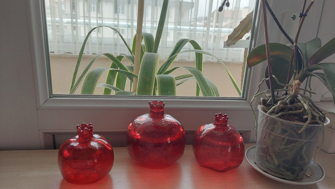 Kırmızı renkli nar figürleri üçlü set - Görsel 3