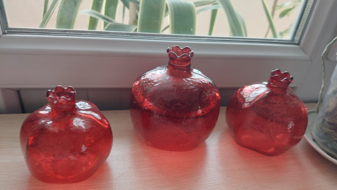 Kırmızı Renkli Nar Figürinleri - Görsel 2