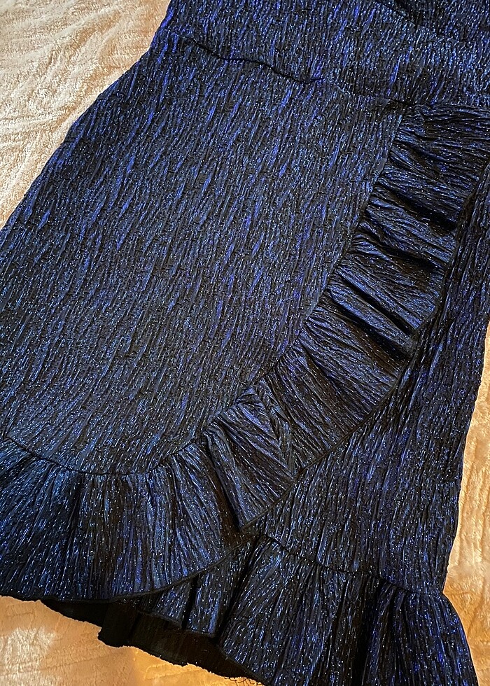 Trendyolmilla Gece Elbisei - Görsel 3