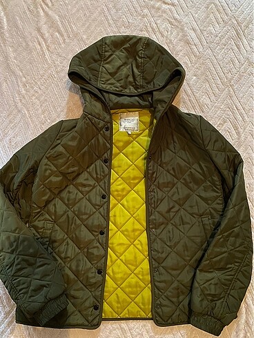ZARA MONT