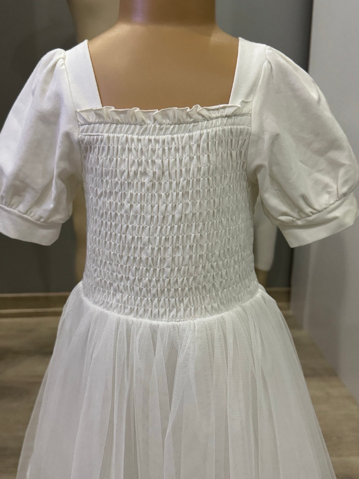 Kız Çocuk Beyaz Pamuklu  Elbise 4 yaş tır etiket 3 olabil - Görsel 3