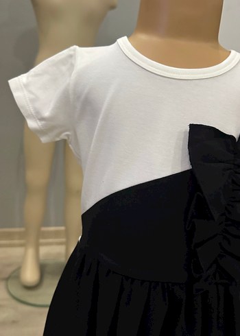 Kız Çocuk Siyah Beyaz Pilili Elbise 4 yaş olur - Görsel 6