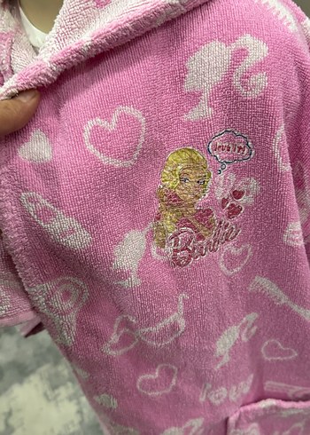 Kız Çocuk Pembe Desenli Polar Bornoz ve Havlu - Görsel 3