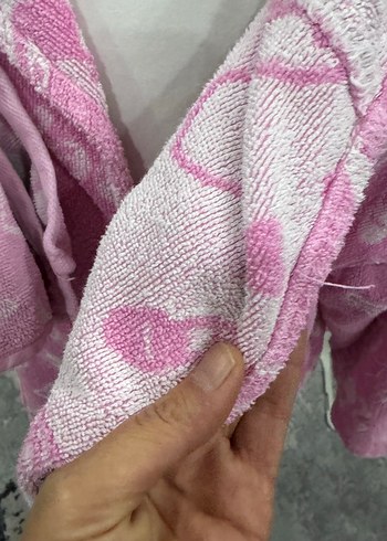 Kız Çocuk Pembe Desenli Polar Bornoz ve Havlu - Görsel 4