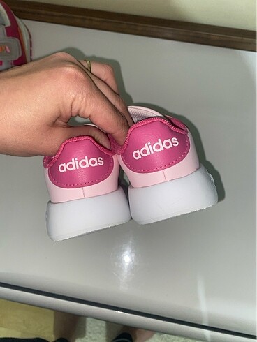 25 Beden pembe Renk Kız çocuk adidas spor ayakkabı