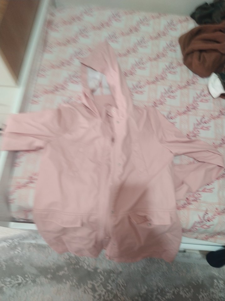 Kız Çocuk Pembe Düğmeli Yağmurluk - Görsel 4