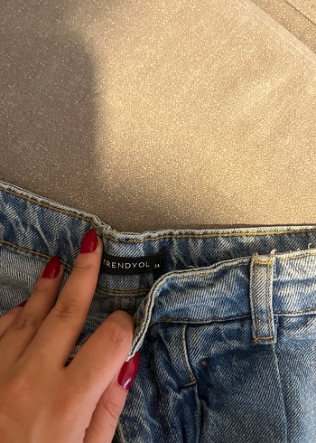 Trendyol & Milla Trendyolmilla etekli şort