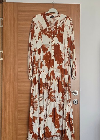 Drapeli V Yakalı Uzun Kahverengi Bohem Elbise - Görsel 2