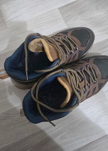 Kahverengi Erkek bot - Görsel 4