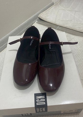 Bambi Bordo Tokalı Stiletto Topuklu Kadın Babet