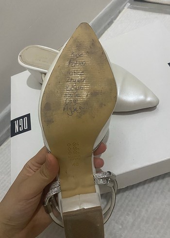 Bambi Bej Tokalı Stiletto Kadın Topuklu Ayakkabı
