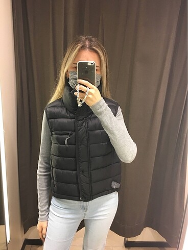 m Beden siyah Renk ZARA Şişme Yelek
