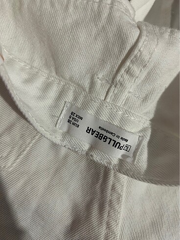 m Beden PULL&BEAR şort