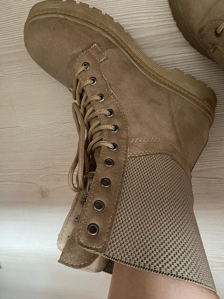 Bej Süet Bağcıklı Kadın Günlük Bot - Görsel 4