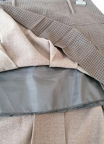 Kısa pileli mevsimlik etek - Görsel 7