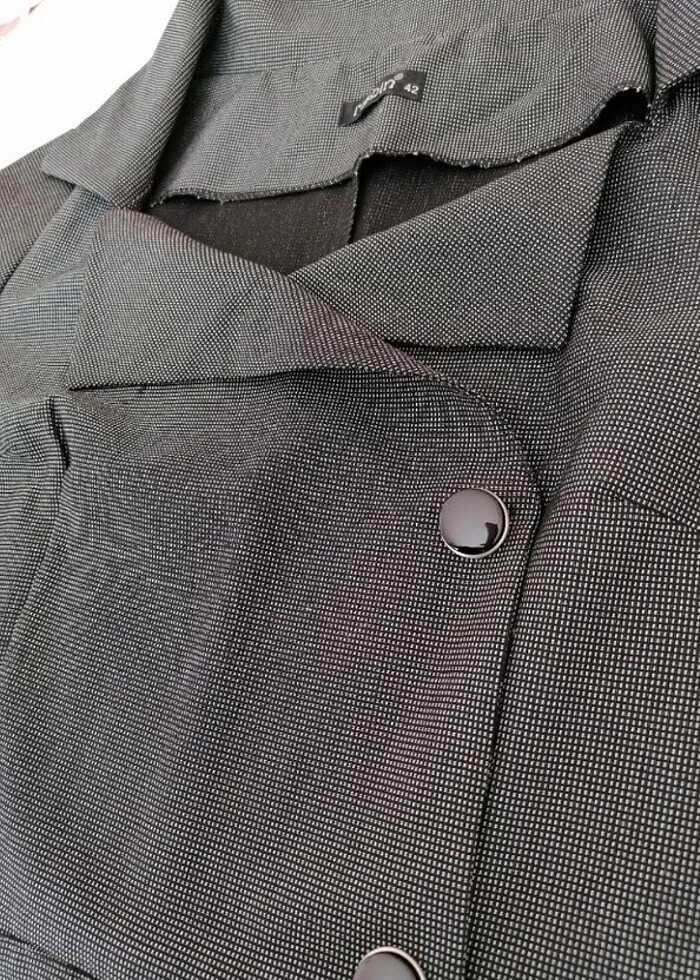 Ofis Elbisesi M-L bedene uygundur. - Görsel 3