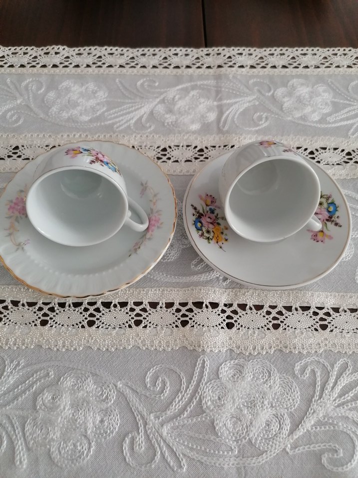 Vintage Pastel Çiçekli Kahve Fincanları - Görsel 2