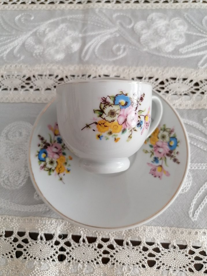 Vintage Pastel Çiçekli Kahve Fincanları - Görsel 4