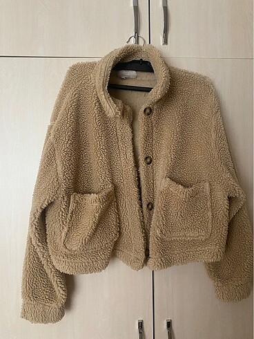 Pull and Bear peluş mont