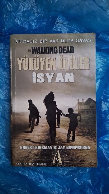 The Walking Dead Yürüyen Ölüler İsyan