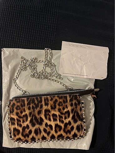 Zara Kadın Leopar Zımbalı Çapraz Askılı