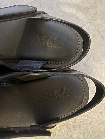 39 Beden siyah Renk Zara Sandalet