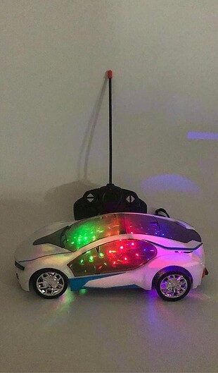 3D Işıklı Uzaktan Kumandalı Famous Araba