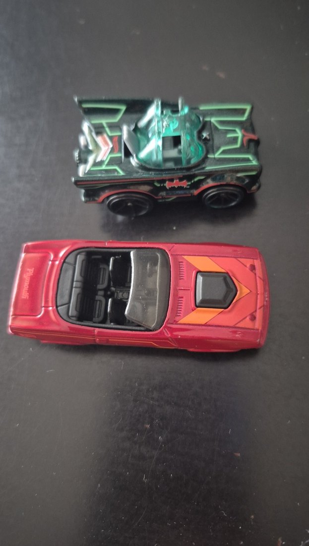 Koyu Kırmızı Oyuncak Araba 2 tane - Görsel 2