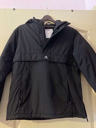 Pullandbear Kanguru Mont
